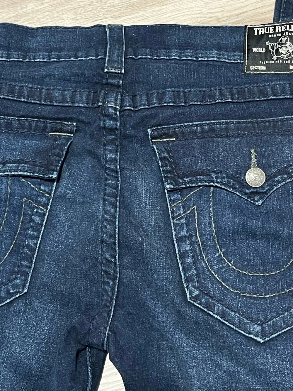 True Religion Men's Relaxed Skinny Distressed Blue Denim Jeans Size 40x33